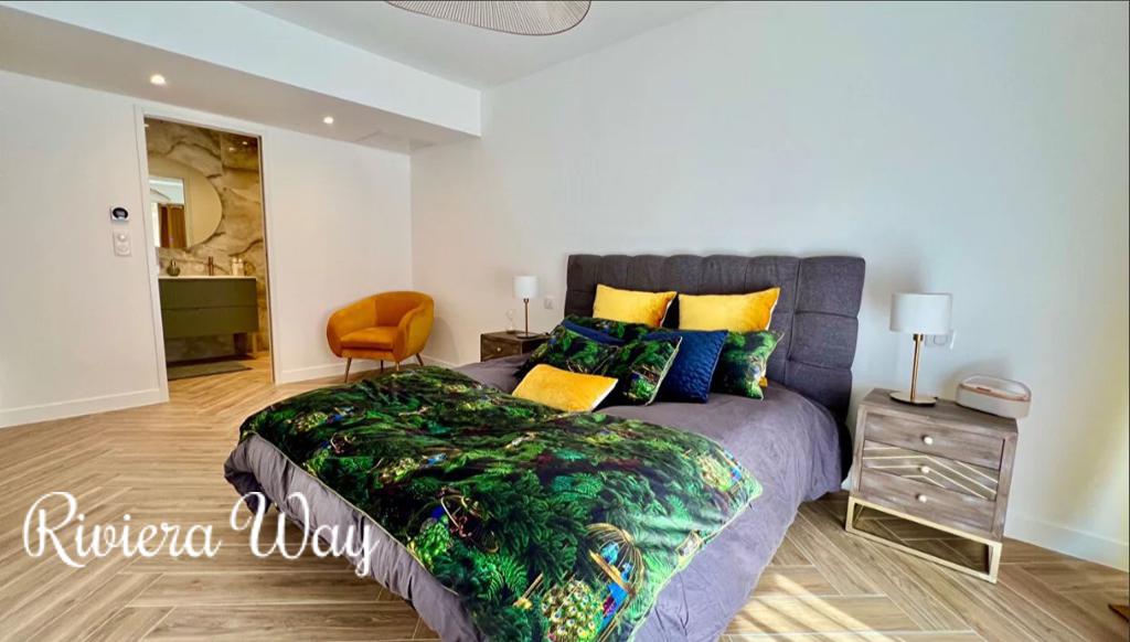 3 room apartment in Antibes, photo #5, listing #103465908