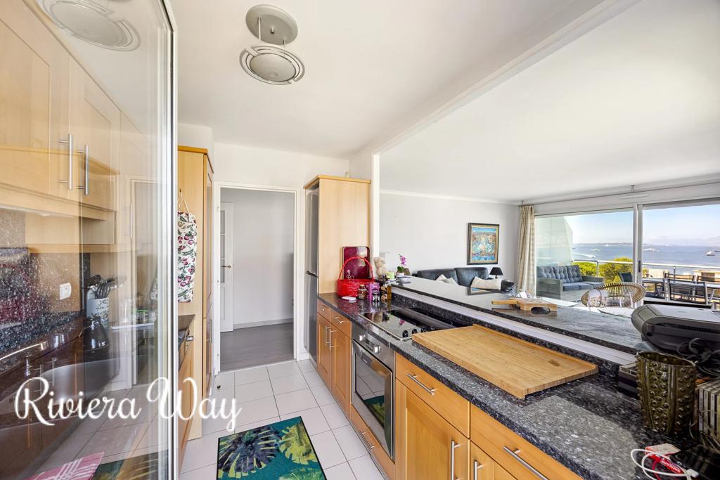 3 room apartment in Cap d'Antibes, photo #7, listing #103735380