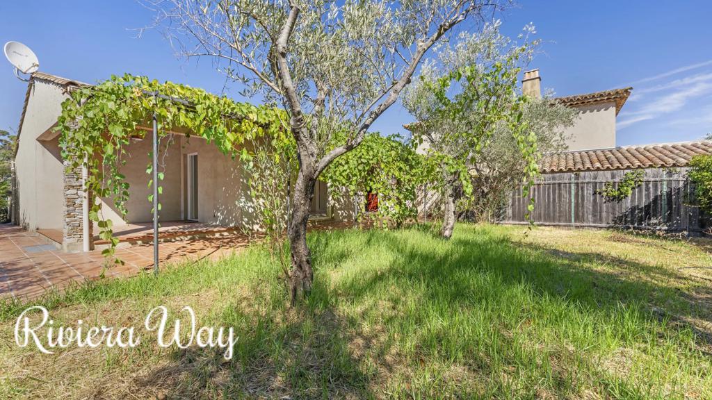 8 room villa in Saint-Tropez, photo #6, listing #104098176