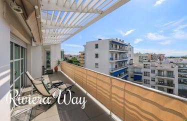 5 room penthouse in Cagnes-sur-Mer, 189 m²