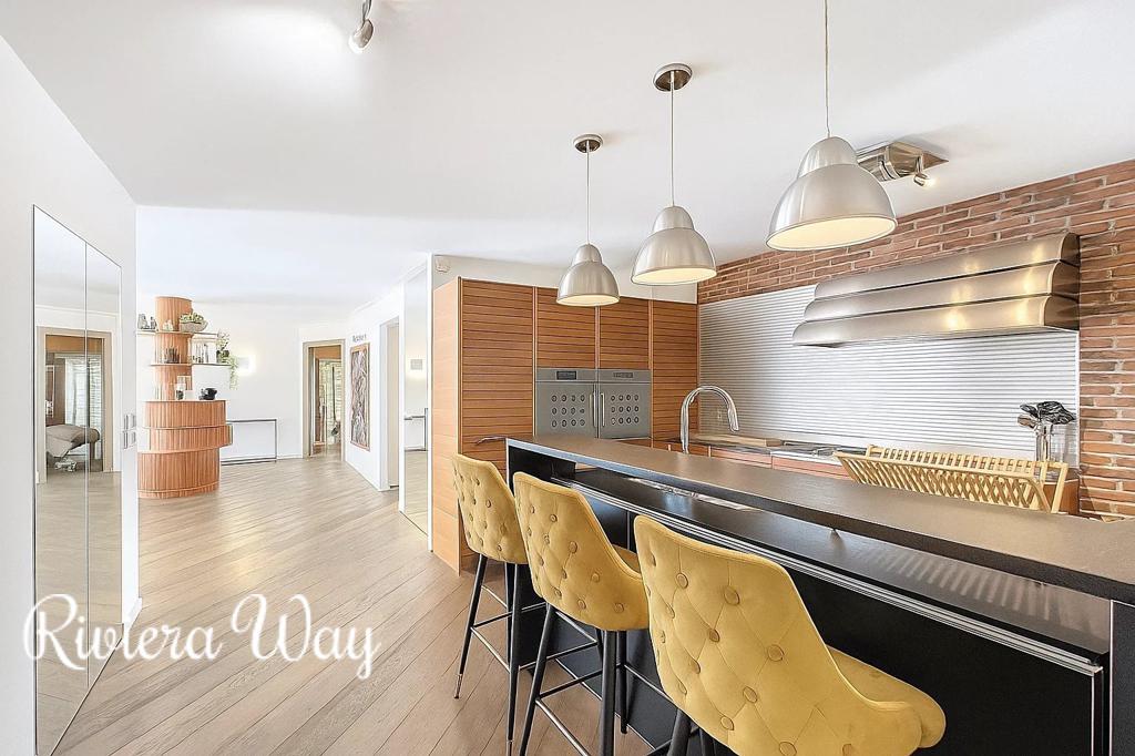 5 room apartment in Le Cannet, photo #10, listing #104508306