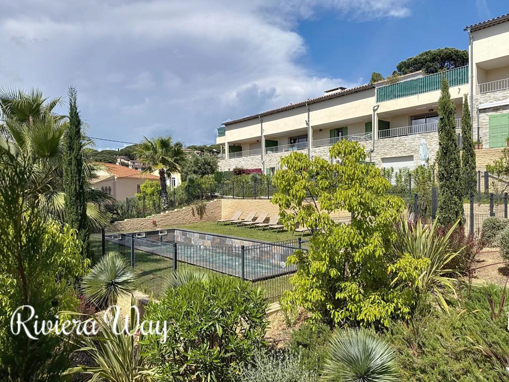 3 room apartment in Sainte-Maxime, photo #4, listing #103040196