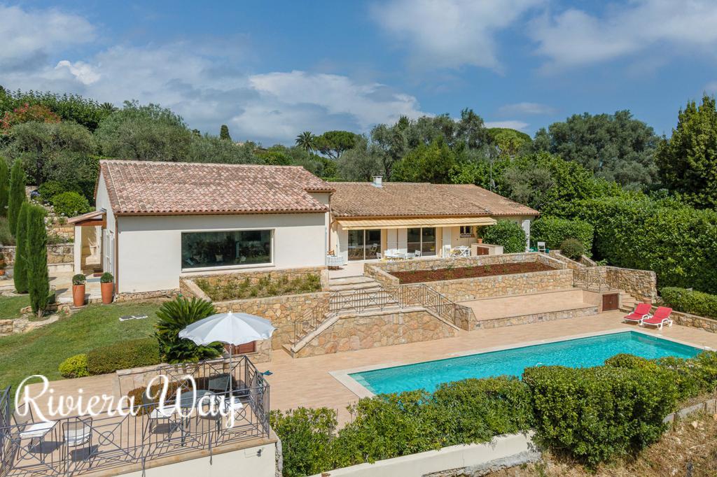 6 room villa in Chateauneuf-Grasse, photo #2, listing #84977760