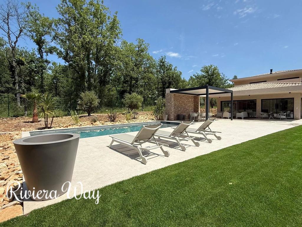 6 room villa in Fayence, photo #8, listing #100230144