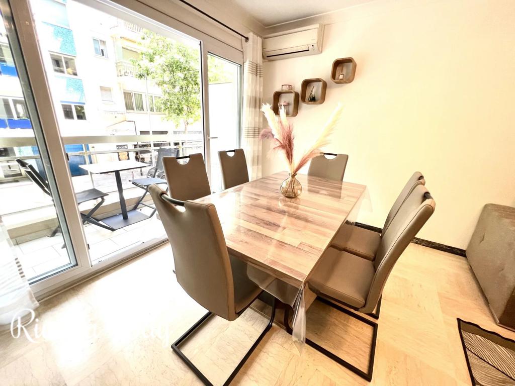3 room apartment in Antibes, photo #3, listing #106412544