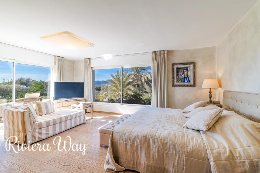 6 room villa in Mougins, photo #7, listing #106276212