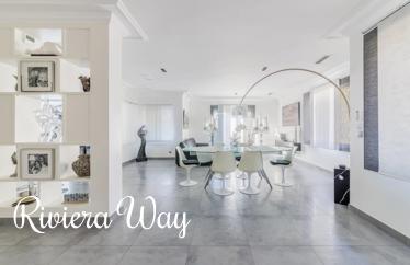 8 room villa in Cannes