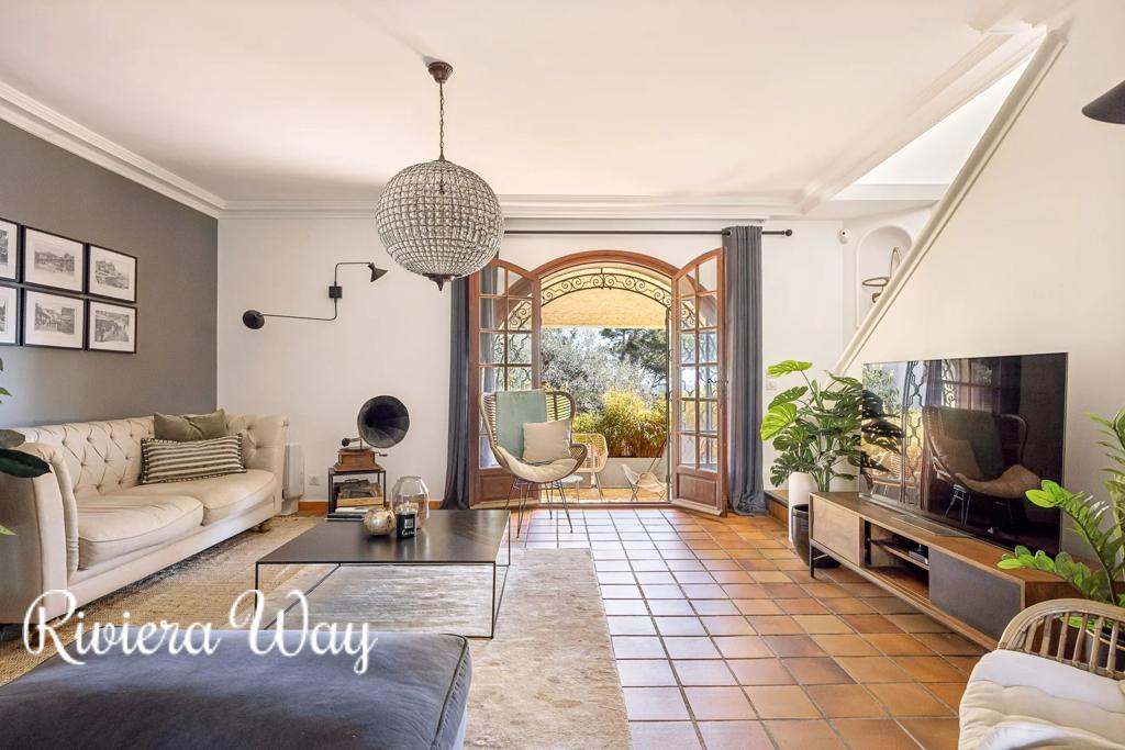 5 room villa in Cap d'Antibes, photo #4, listing #98515578