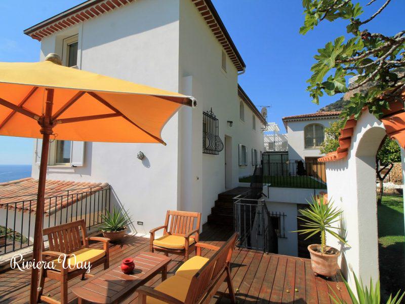 7 room villa in Roquebrune — Cap Martin, 530 m², photo #1, listing #70405440