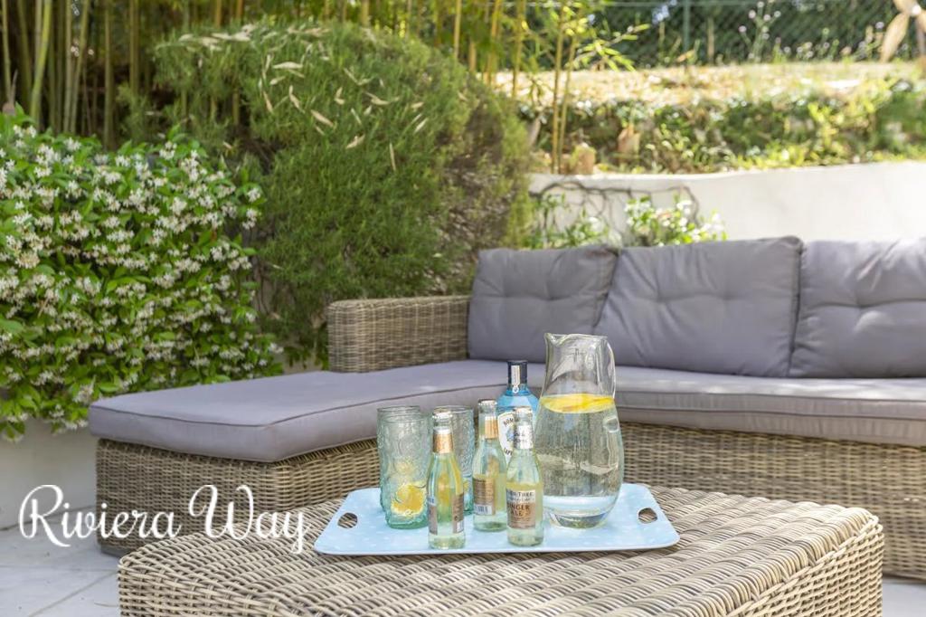 8 room villa in Chateauneuf-Grasse, photo #8, listing #98618100