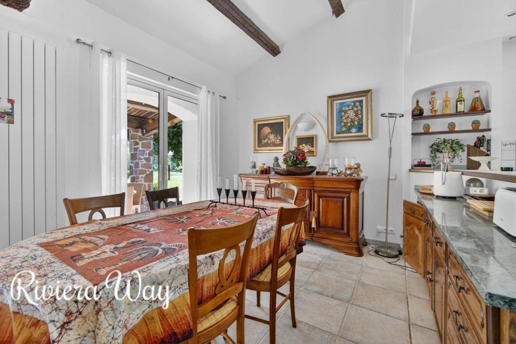 12 room villa in Puget-sur-Argens, photo #8, listing #106454880