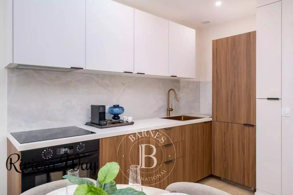Apartment in Cannes, 30 m², photo #6, listing #104543376