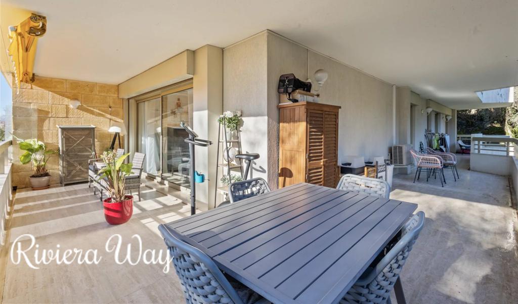 3 room apartment in Le Cannet, photo #5, listing #105351498