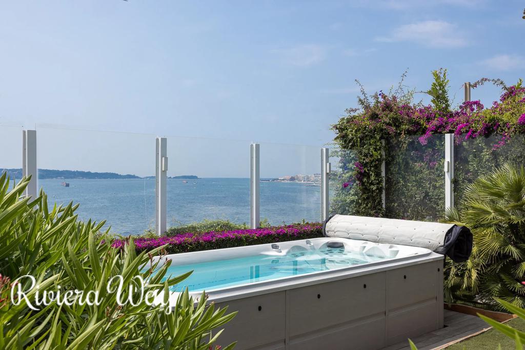 6 room villa in Cannes, 250 m², photo #2, listing #103555200