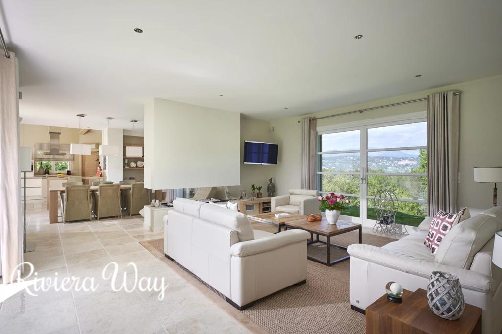 4 room villa in Tourrettes, photo #2, listing #88522518