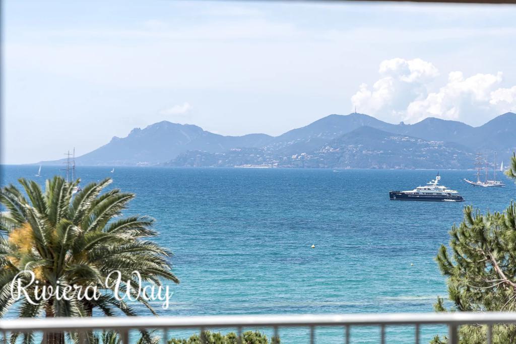 3 room apartment in Cannes, photo #2, listing #93380364