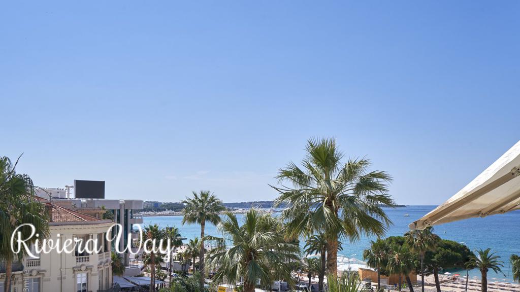 3 room apartment in Cannes, photo #1, listing #78859452