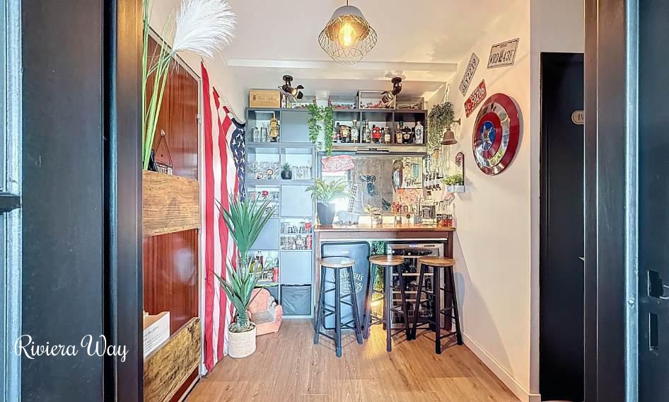 3 room apartment in Antibes, 64 m², photo #3, listing #103962054