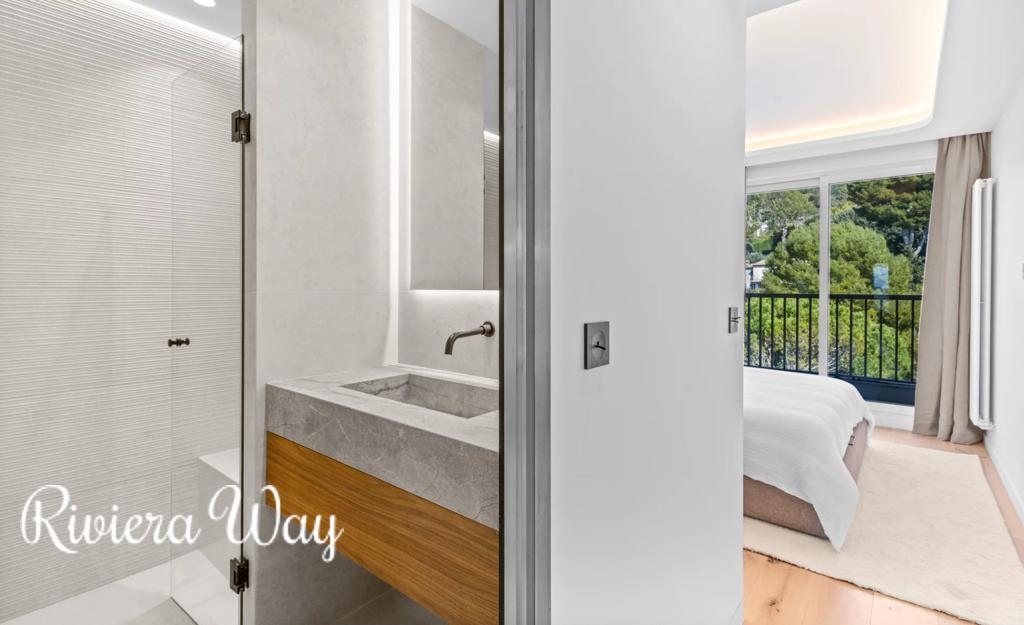3 room apartment in Cannes, photo #7, listing #106063734