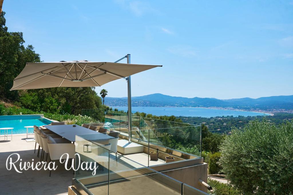6 room villa in Grimaud, photo #8, listing #106650348