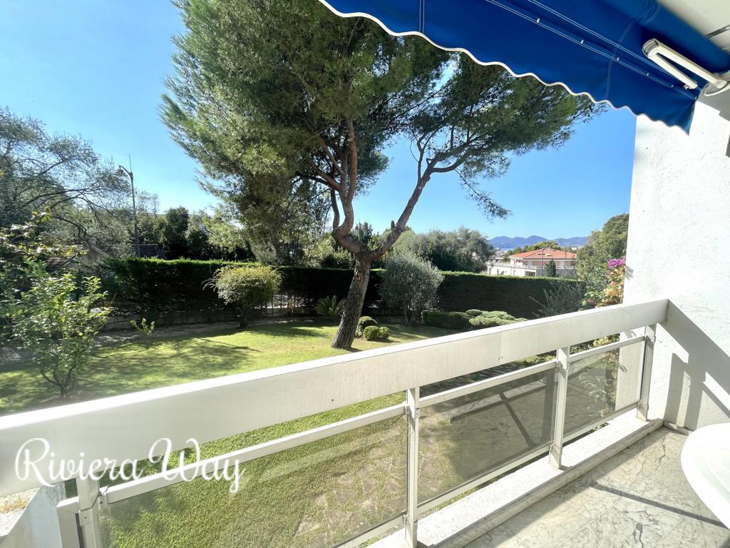 4 room apartment in Cannes, photo #6, listing #90987414