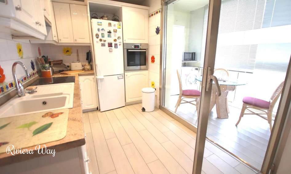 3 room apartment in Juan-les-Pins, 93 m², photo #5, listing #103961844