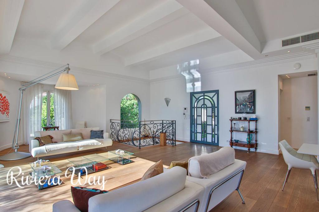 5 room villa in Cap d'Antibes, photo #6, listing #94123428