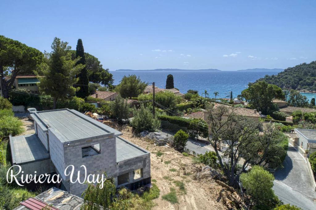 6 room villa in Rayol-Canadel-sur-Mer, photo #7, listing #90790560