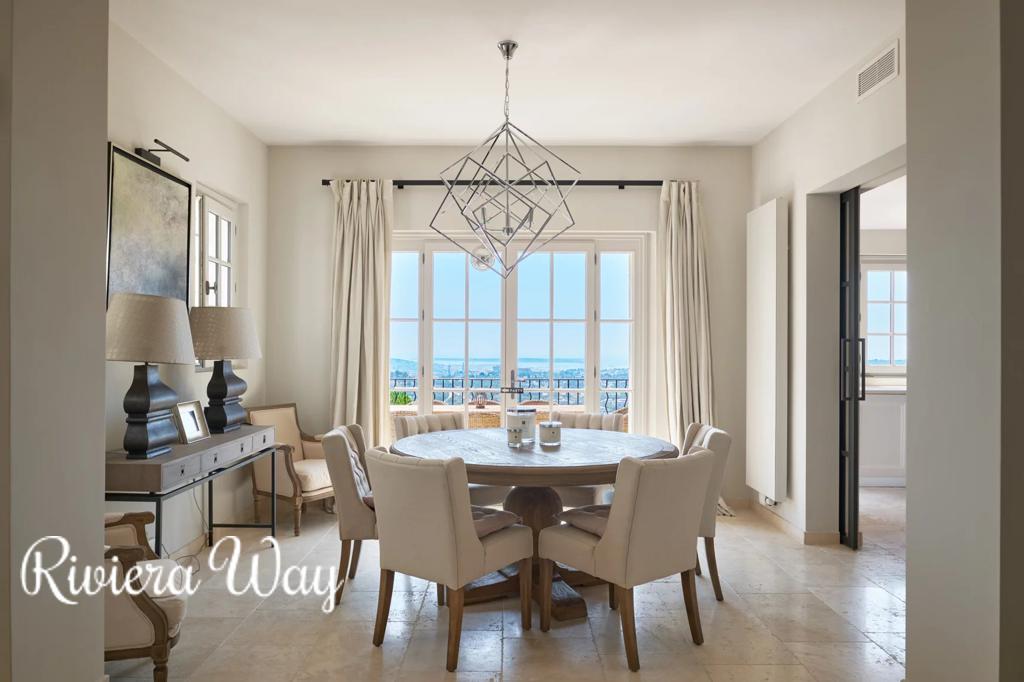 10 room villa in Mougins, photo #10, listing #100603986