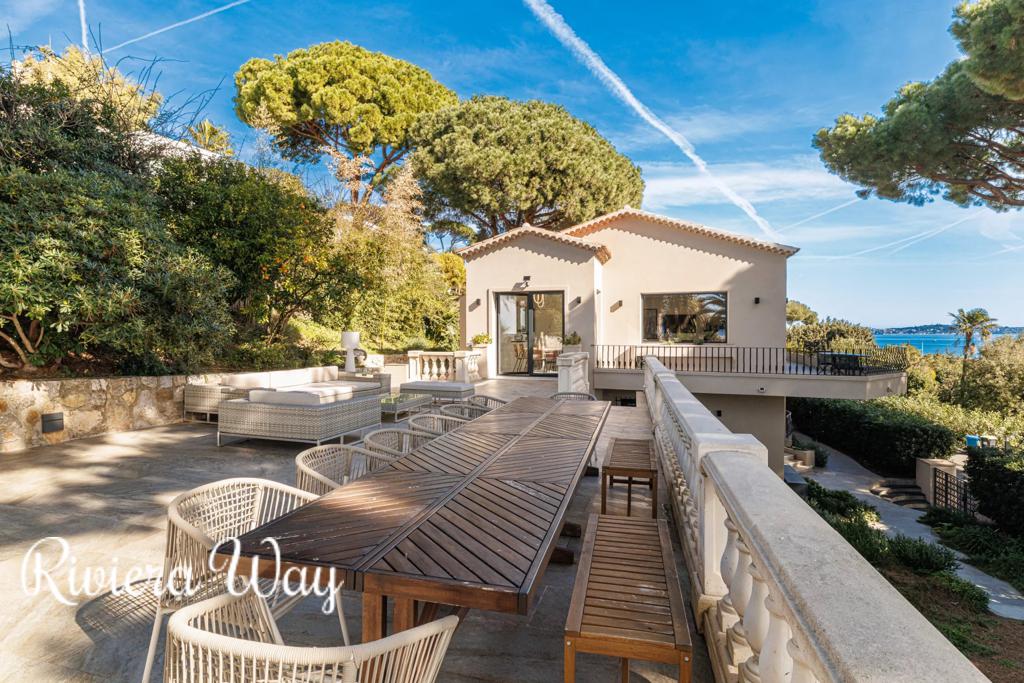 7 room villa in Cannes, photo #3, listing #105688002