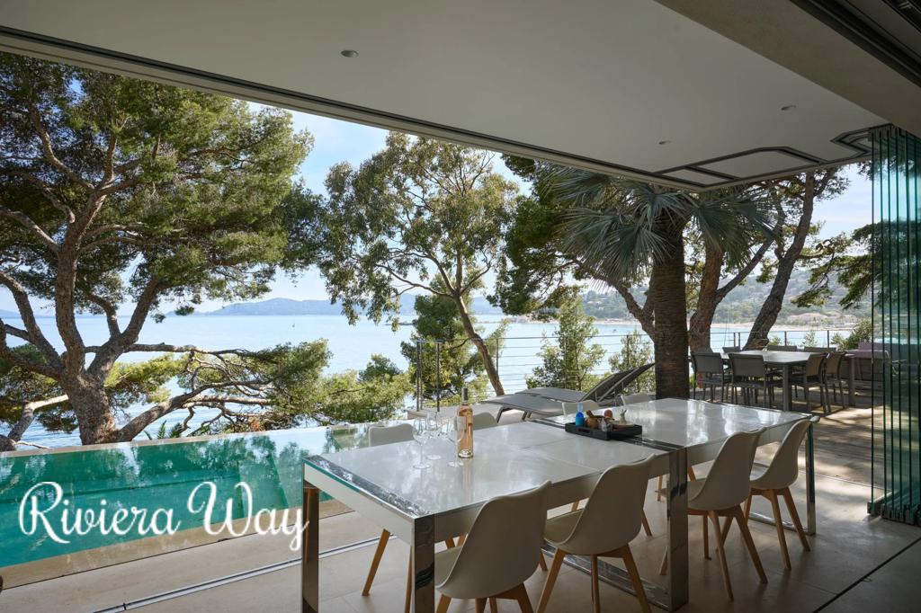 7 room villa in Le Lavandou, photo #8, listing #103109706