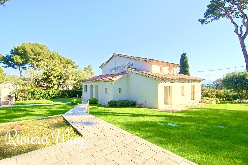 6 room villa in Antibes, photo #4, listing #90295968