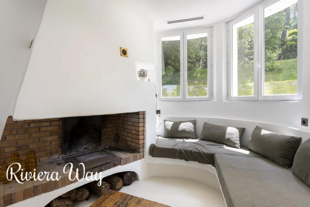 7 room villa in Roquefort-les-Pins, photo #5, listing #104290326