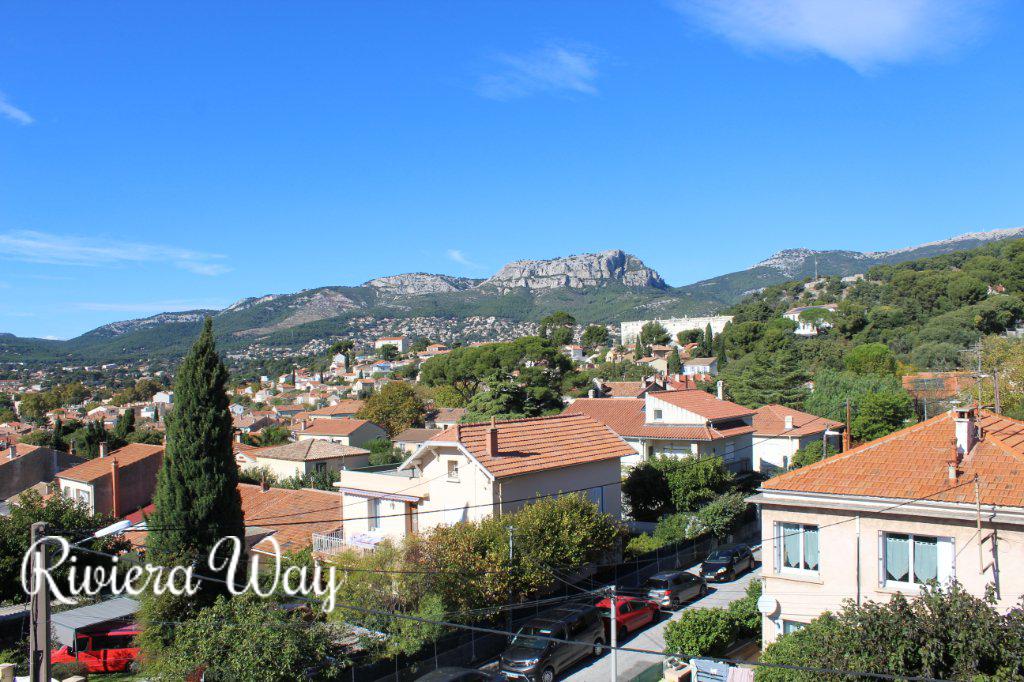 Apartment in Toulon, 89 m², photo #2, listing #80750166