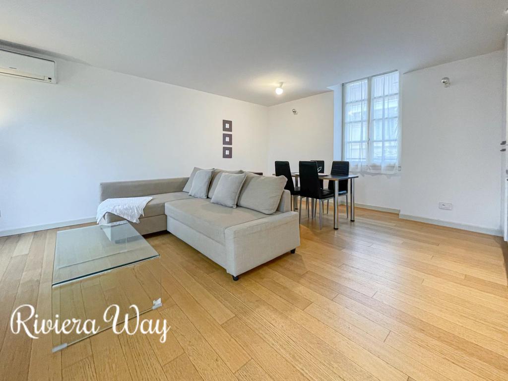 2 room apartment in Cannes, photo #5, listing #106248156