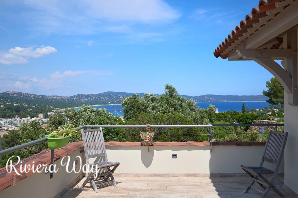 6 room villa in Cavalaire-sur-Mer, photo #9, listing #94651158