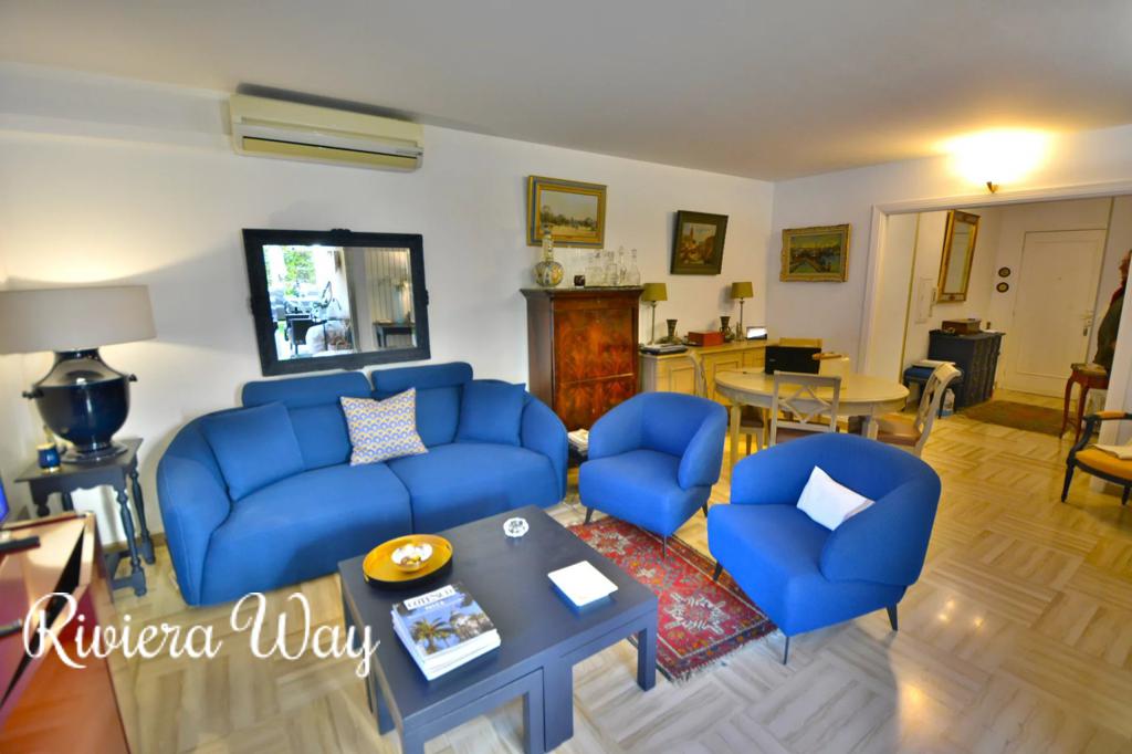 3 room apartment in Antibes, photo #3, listing #101495268