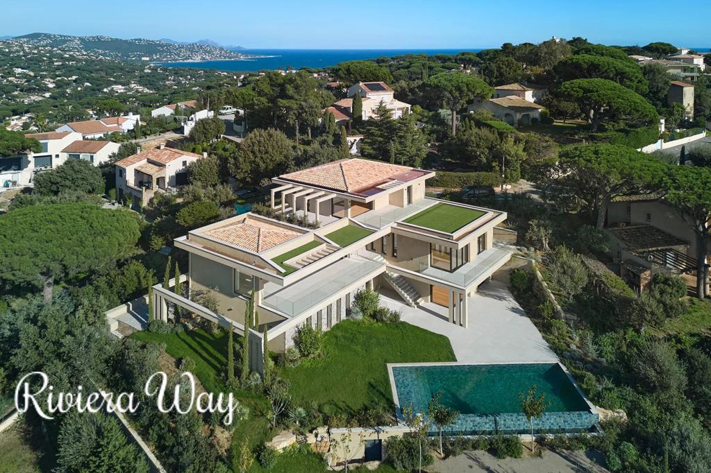 7 room villa in Sainte-Maxime, photo #3, listing #93290610