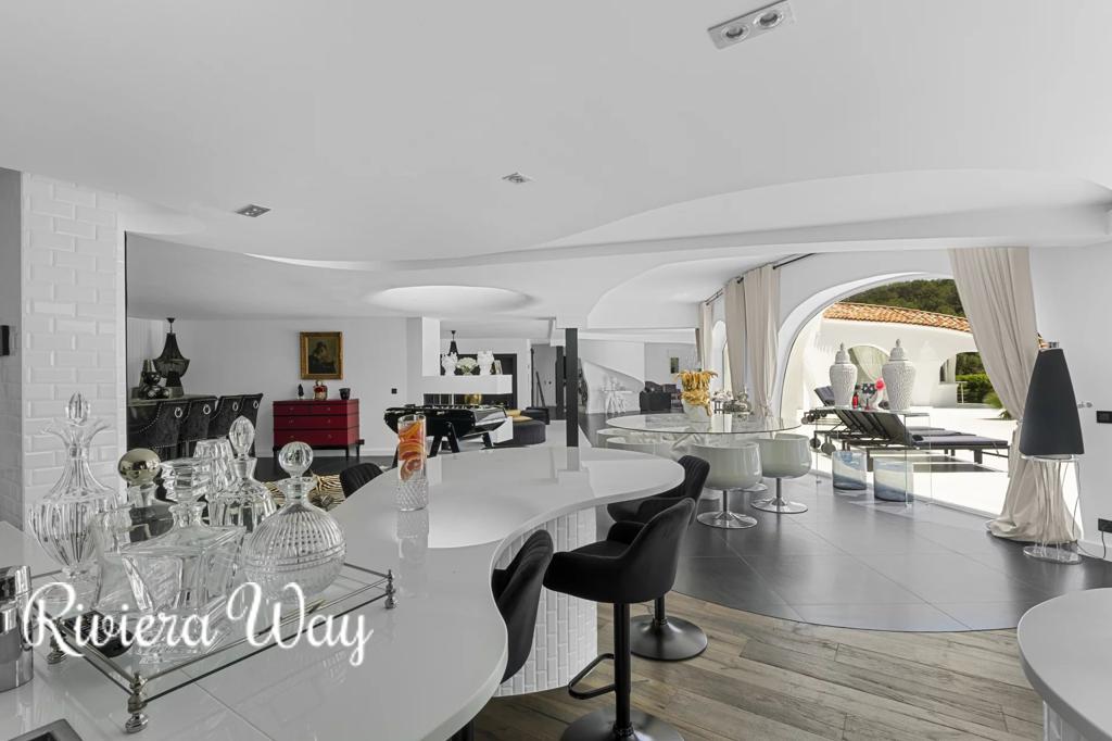 Villa in Mougins, photo #5, listing #103573218