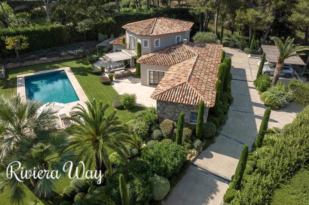7 room villa in Mougins, photo #9, listing #104595414