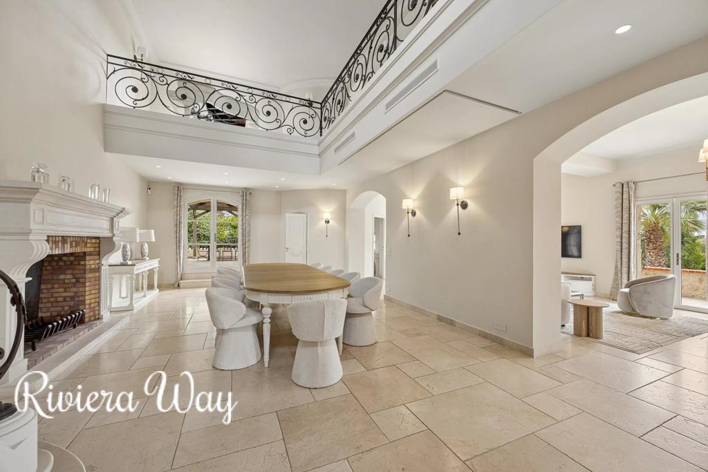 7 room villa in Cap d'Antibes, photo #6, listing #104224008