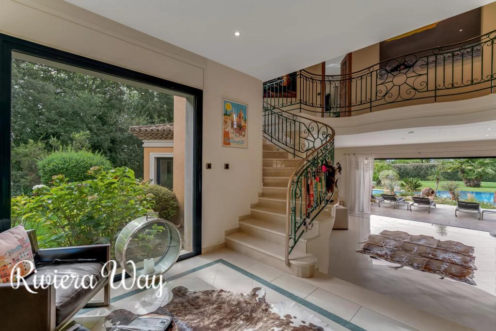 6 room villa in Grimaud, photo #9, listing #107031624
