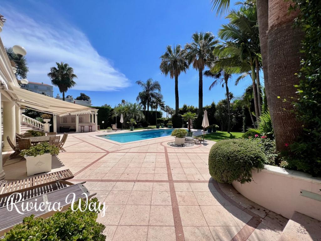 7 room villa in Cap d'Antibes, photo #3, listing #89885334