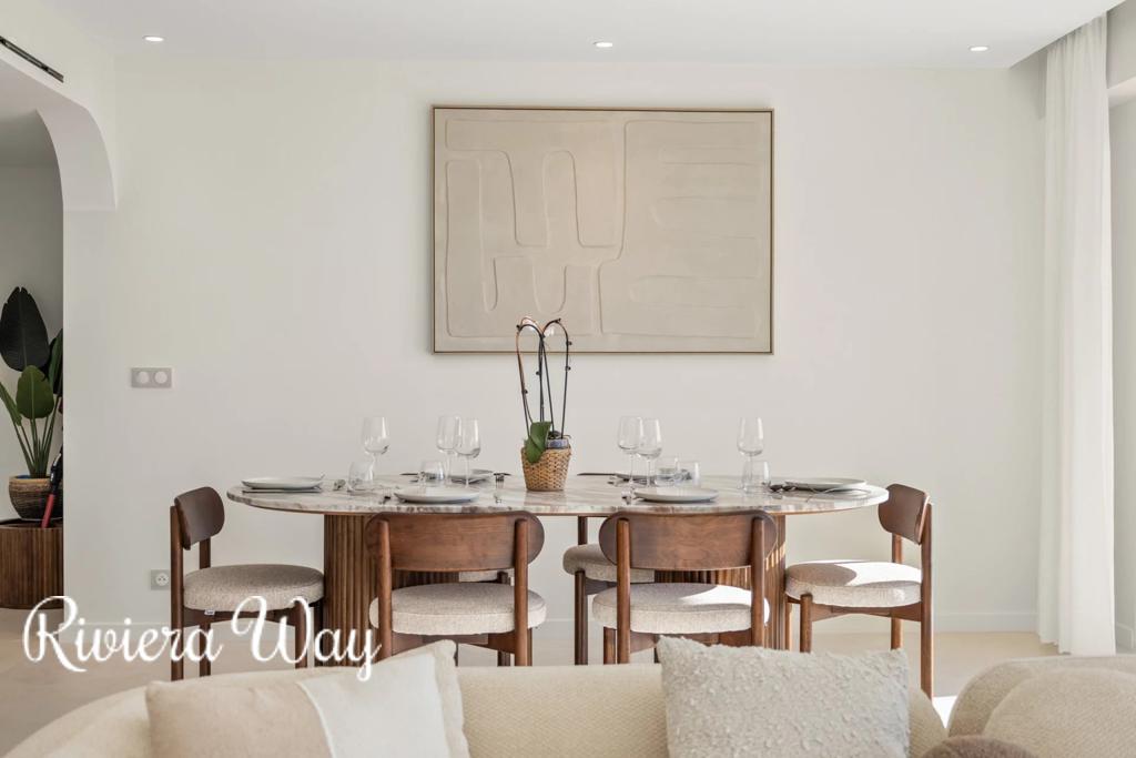 4 room apartment in Le Cannet, photo #8, listing #104301288