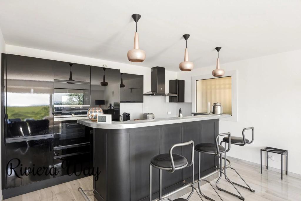 3 room apartment in Villefranche-sur-Mer, photo #7, listing #106401708