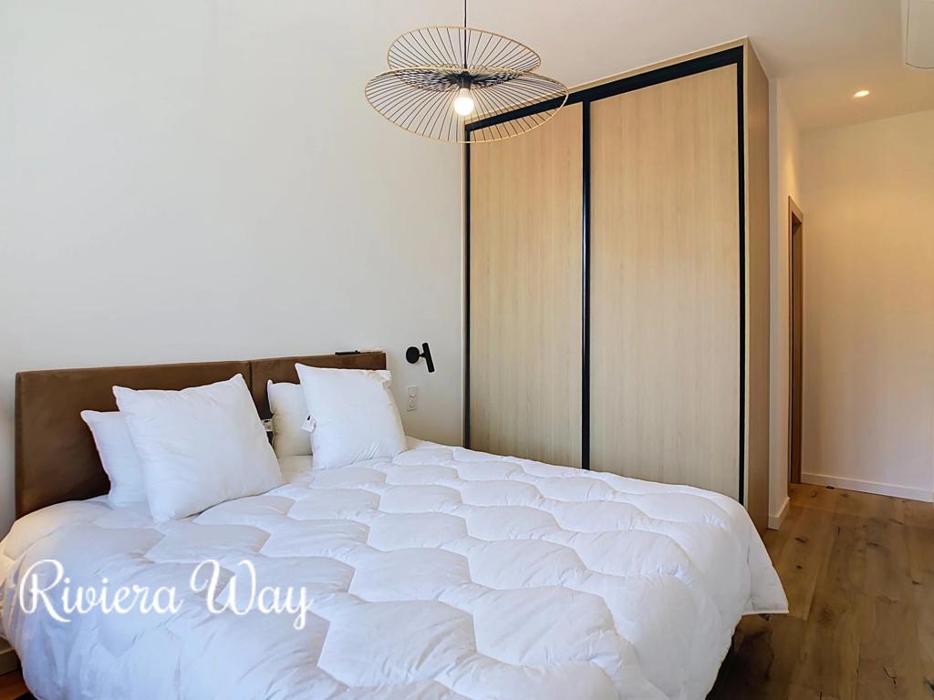 4 room apartment in Cannes, photo #6, listing #106594782