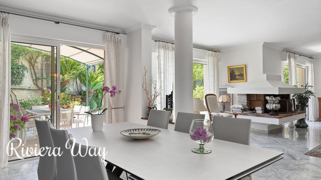 5 room villa in Cap d'Antibes, photo #6, listing #78916992