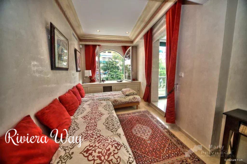 7 room villa in Cap d'Antibes, photo #6, listing #89885334