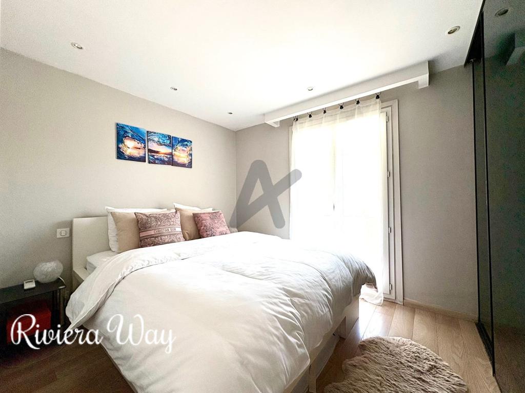 2 room apartment in Cannes, 40 m², photo #4, listing #104394528