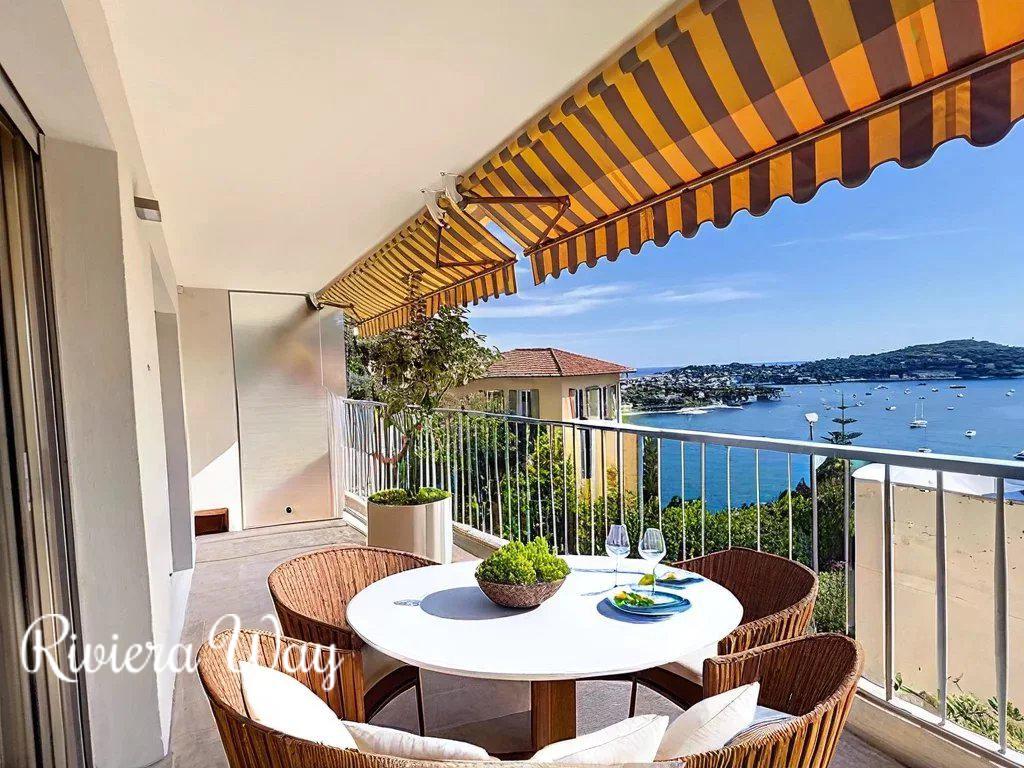 4 room apartment in Villefranche-sur-Mer, photo #1, listing #100731078